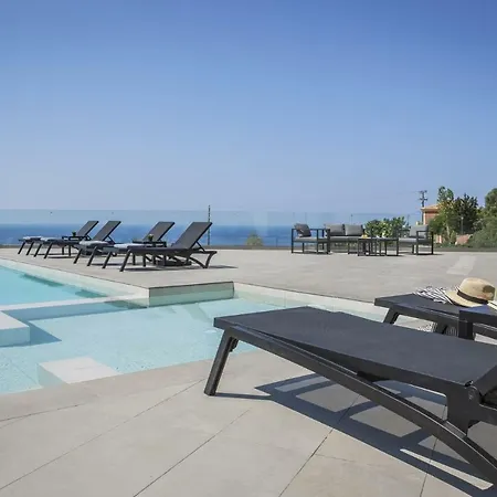 Βίλα Sleeps 6 Pool Wifi *