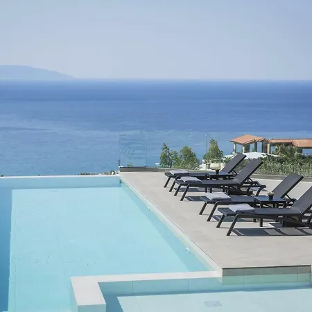 Sleeps 6 Pool Wifi * Βλαχάτα